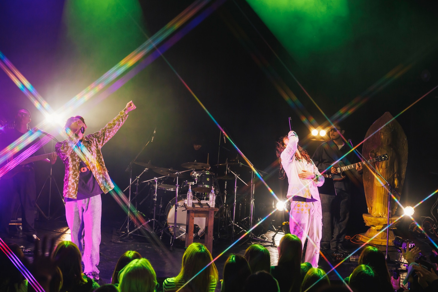 「69 ONEMAN LIVE タオイズム」の様子。（撮影：小林弘輔）