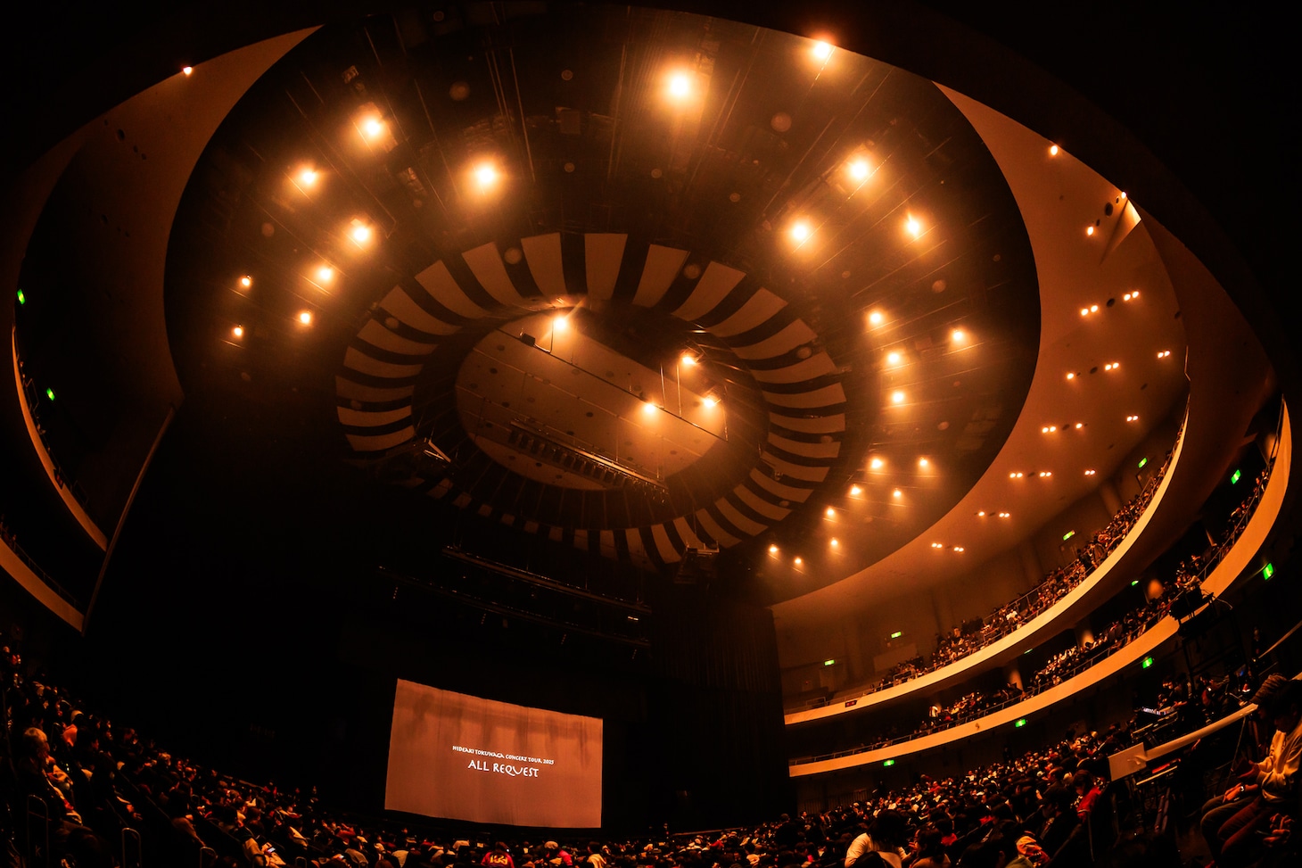 德永英明「ALL REQUEST」ツアーが仙台で閉幕、惜しみなく届けられる人気曲と圧倒的なボーカル表現