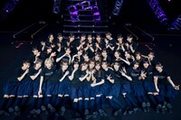 櫻坂46 ©Seed & Flower LLC