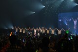 倉木麻衣「Mai Kuraki Live Project 2025 リラック素～What a wonderful world～」東京国際フォーラム ホールA公演の様子。（写真提供：B ZONE）