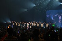 倉木麻衣「Mai Kuraki Live Project 2025 リラック素～What a wonderful world～」東京国際フォーラム ホールA公演の様子。（写真提供：B ZONE）
