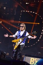 B'z、ファンとパッションをぶつけ合った7年ぶりの東京ドーム