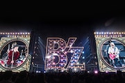 B'z、ファンとパッションをぶつけ合った7年ぶりの東京ドーム