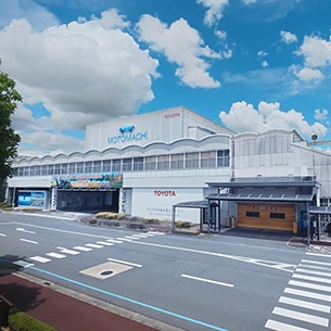 トヨタ自動車の工場外観イメージ。