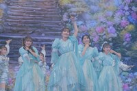 ももいろクローバーZ「Momoiro Christmas 2025 ODYSSEY」DAY2公演の様子。©KINGRECORDS