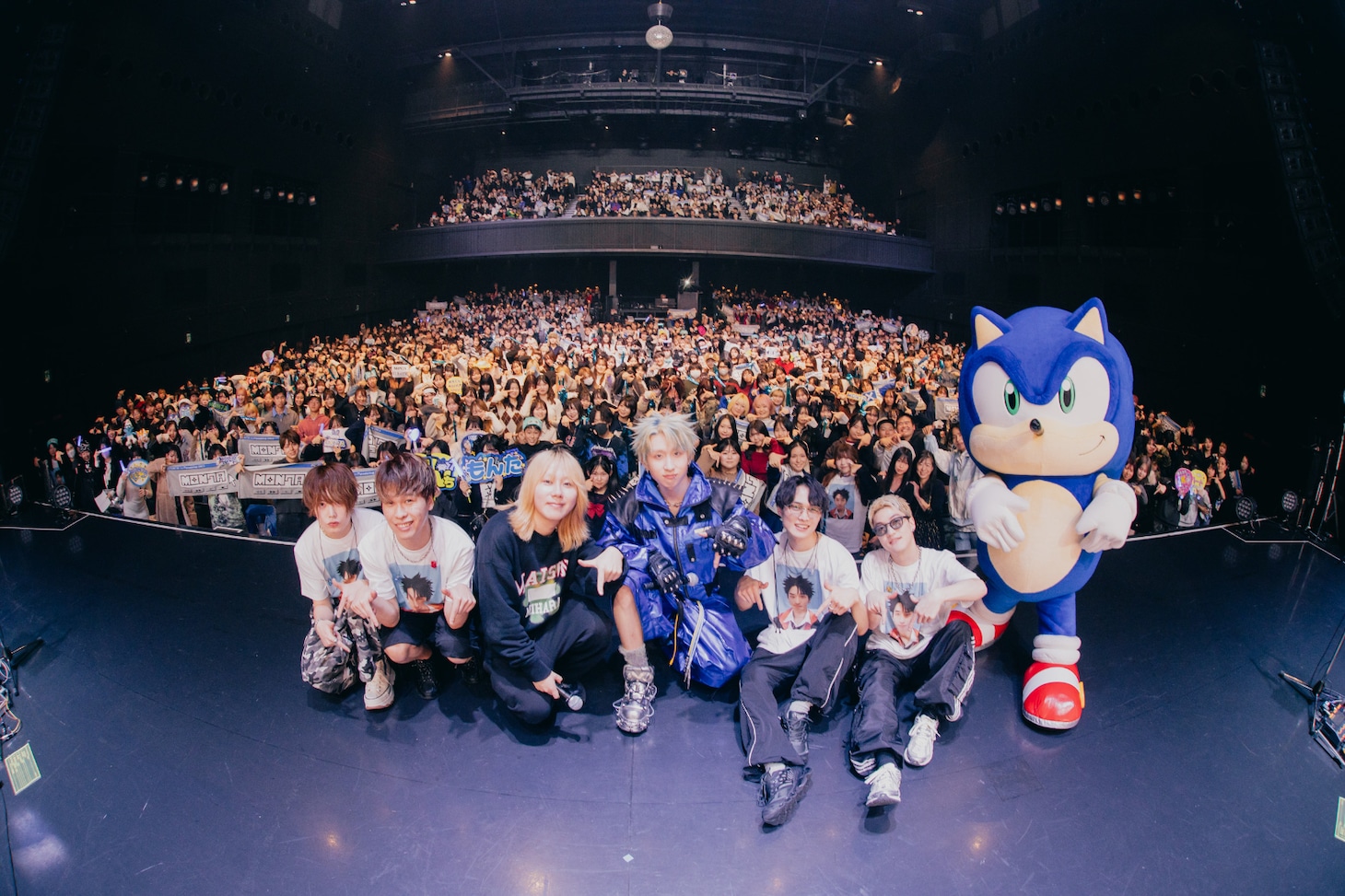 「1st FAN MEETING "ON!"」の様子。（Photo by kawado）