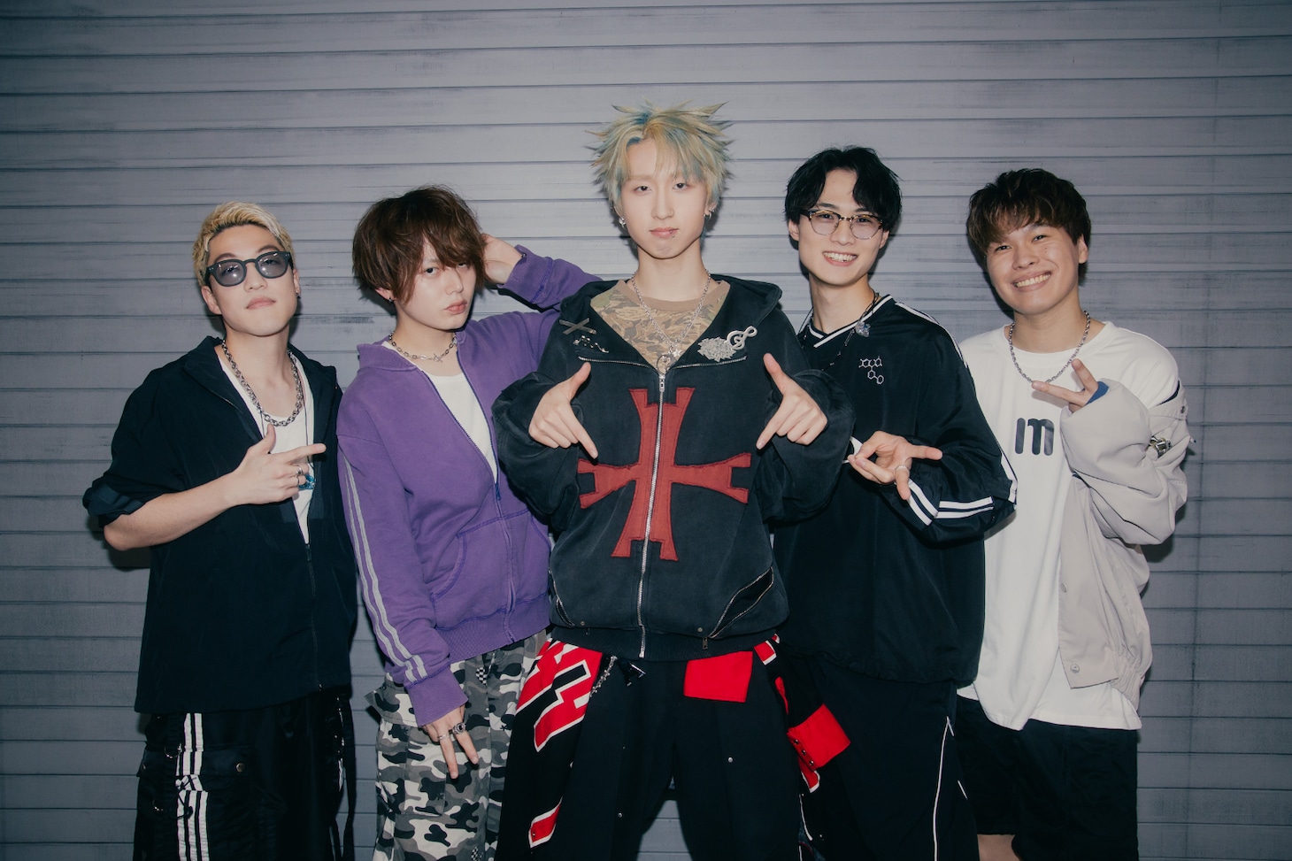 「1st FAN MEETING "ON!"」の出演メンバー。（Photo by kawado）