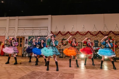 CANDY TUNE。「第17回明石家紅白！」より。（写真提供：NHK）