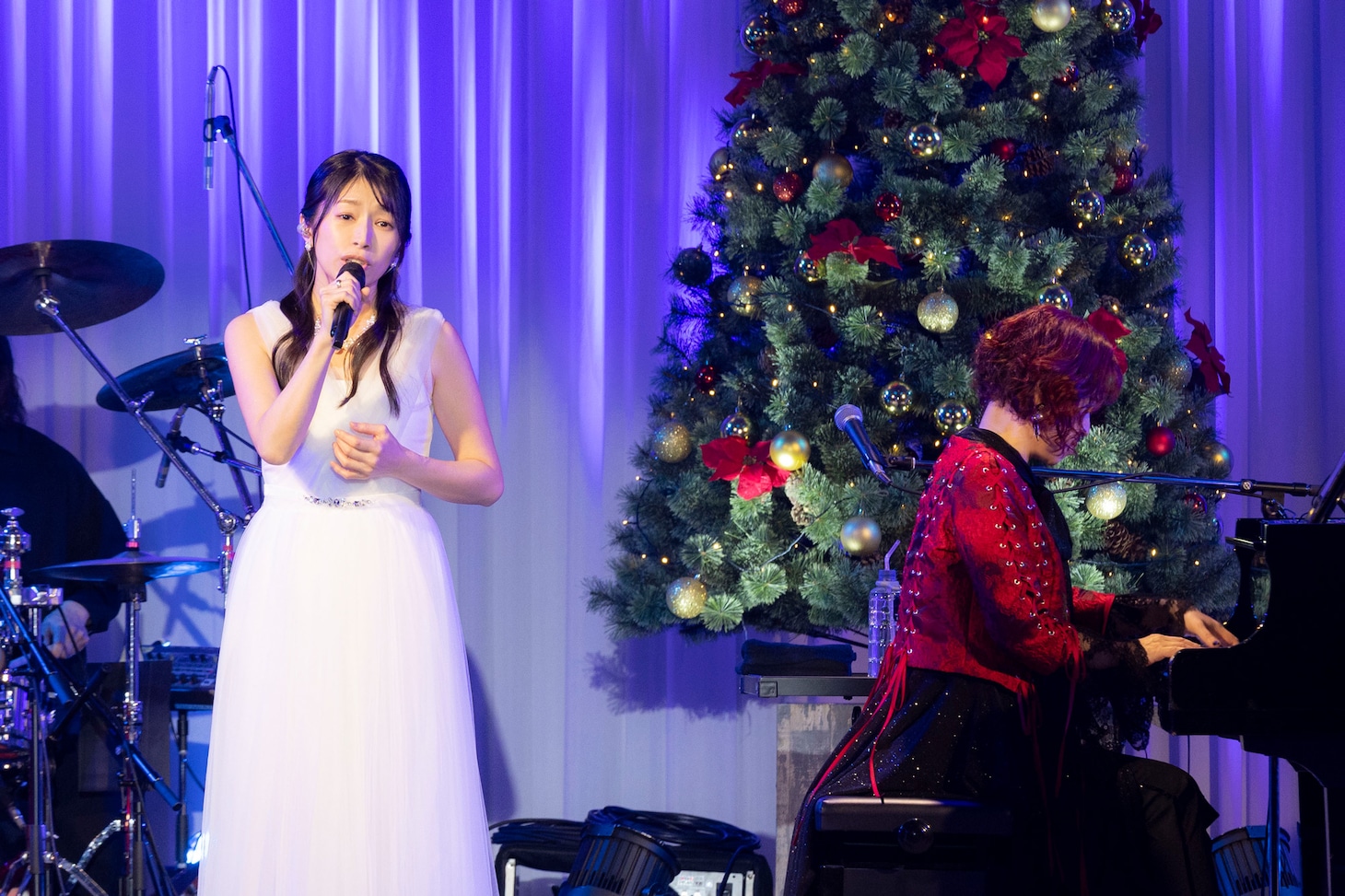 「Yuki Kajiura LIVE Special edition ～クリスマスディナーショー2025～」より。