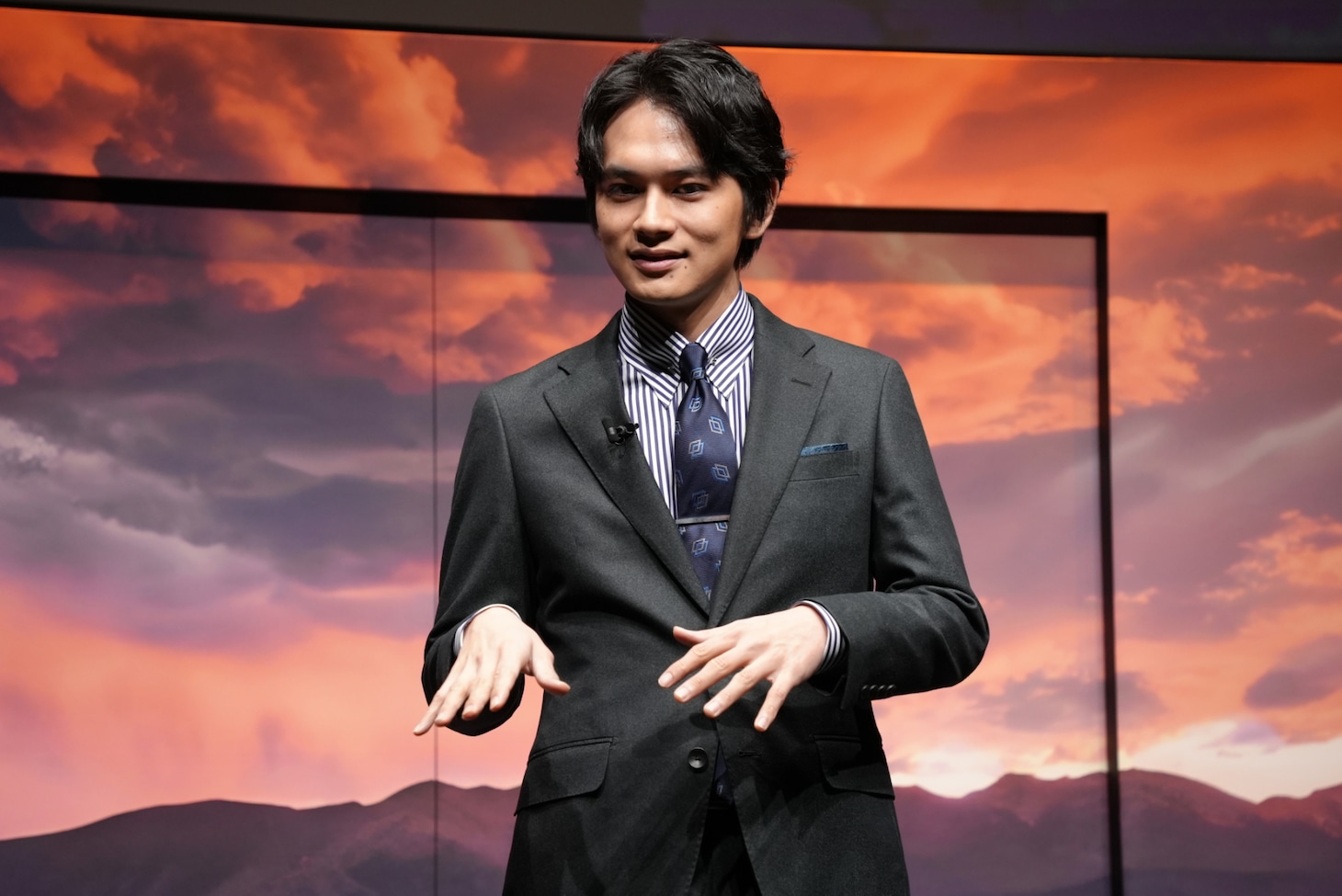 トークを繰り広げる北村匠海。