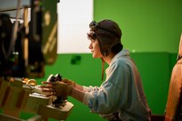 Dynabookの新CM「DYNABOOM!!DYNABOOK!!」撮影中の様子。