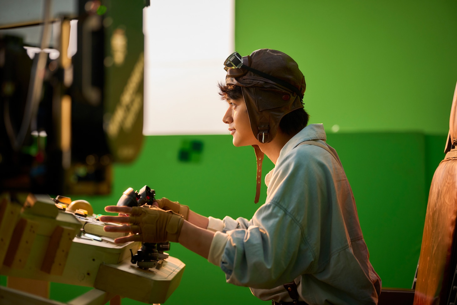 Dynabookの新CM「DYNABOOM!!DYNABOOK!!」撮影中の様子。