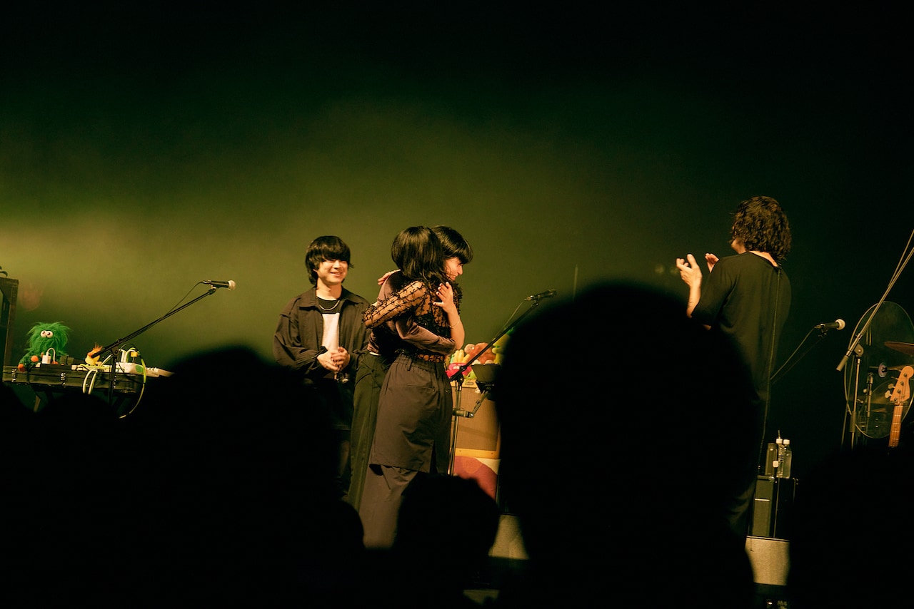 「Homecomingsでいられて幸せでした」愛と感謝に満ちた3人体制ラストライブでベース・福田穂那美が“人生の第二章”へ