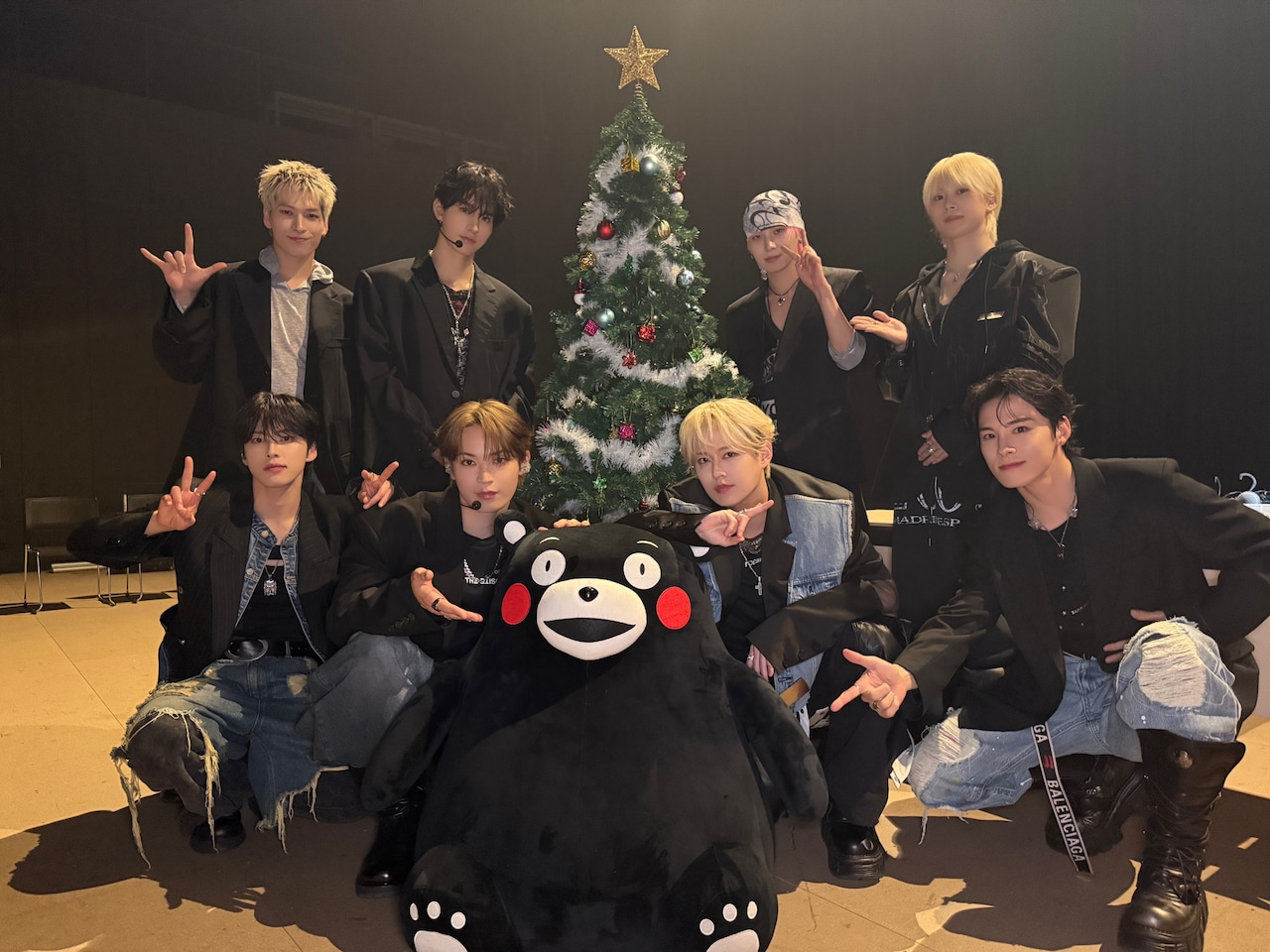 JO1。「Handz In My Pocket」ショーケースツアー（熊本公演）より。 ©LAPONE ENTERTAINMENT