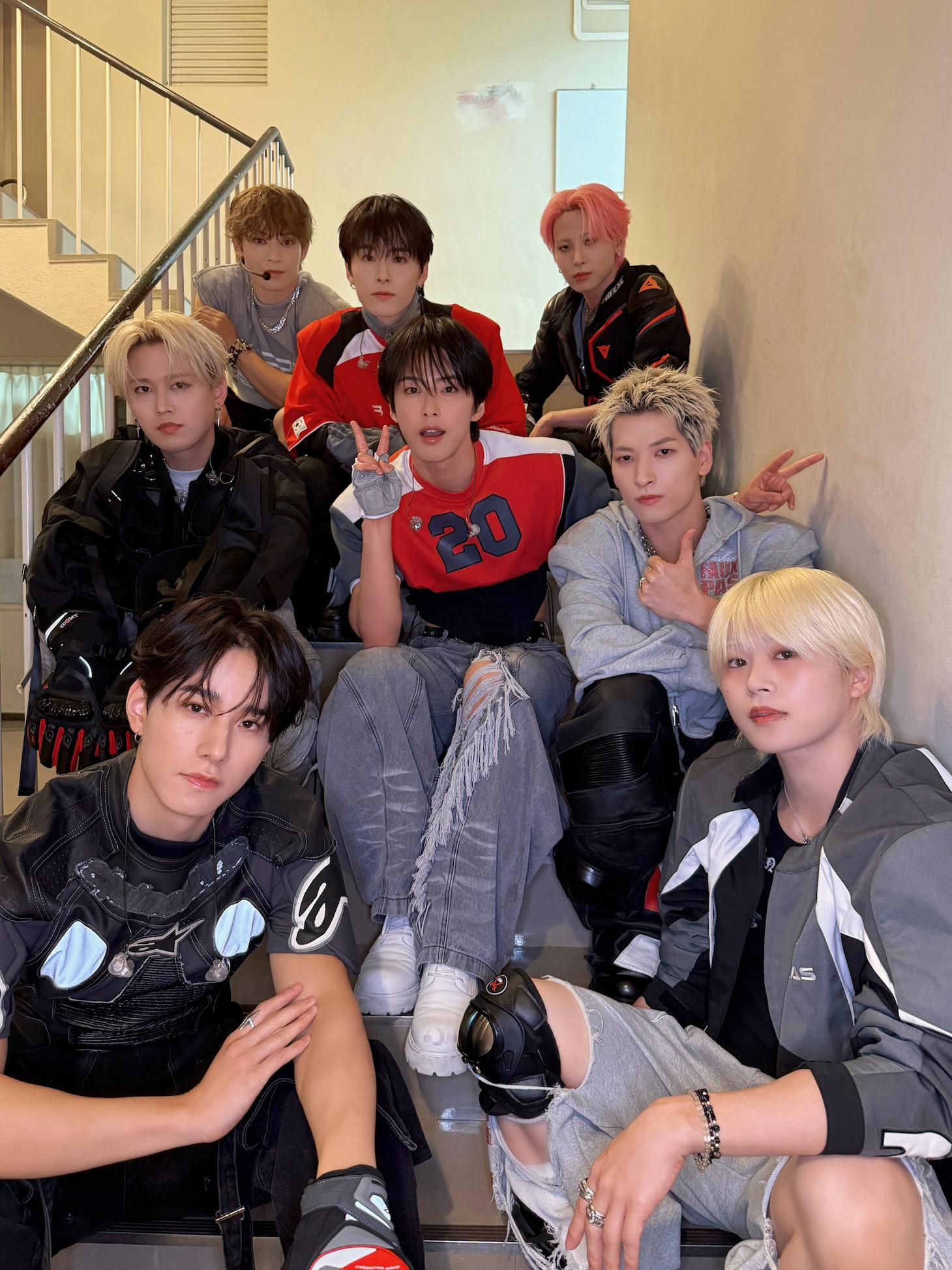 JO1。「Handz In My Pocket」ショーケースツアー（岡山公演）より。 ©LAPONE ENTERTAINMENT