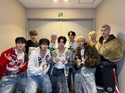 JO1。「Handz In My Pocket」ショーケースツアー（大阪公演）より。 ©LAPONE ENTERTAINMENT