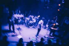 「Meg Bonus ONEMAN LIVE 2025 "Lossy"」の様子。（撮影：タマイシンゴ）