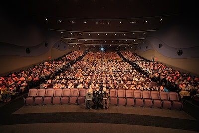 「Nissy Entertainment "Re:10th Anniversary Final" BEST DOME TOUR "The Movie"」「Nissy -Documentary Movie- "Re:10th Anniversary Final" BEST DOME TOUR」舞台挨拶の様子。
