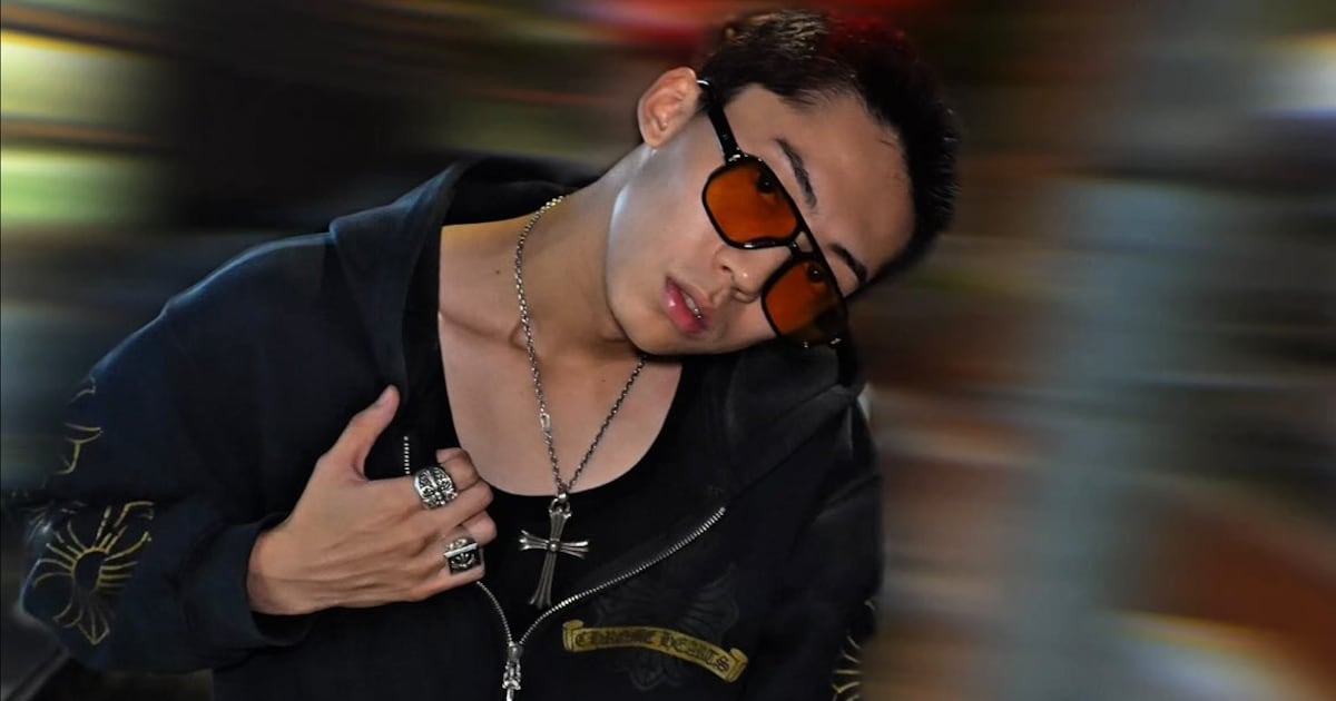 BABYWOODROSE、アイドルのラップをディス「言えねえだろpussyもドラッグもweedも」 - 音楽ナタリー