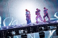 Number_iが30万人動員の全国ツアー完走、3人がクリスマスに欲しいものは