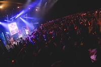 「斉藤朱夏 One man Tour 〈朱演〉～New Look～」東京・日本橋三井ホール公演の様子。（撮影：江藤はんな［SHERPA+］）