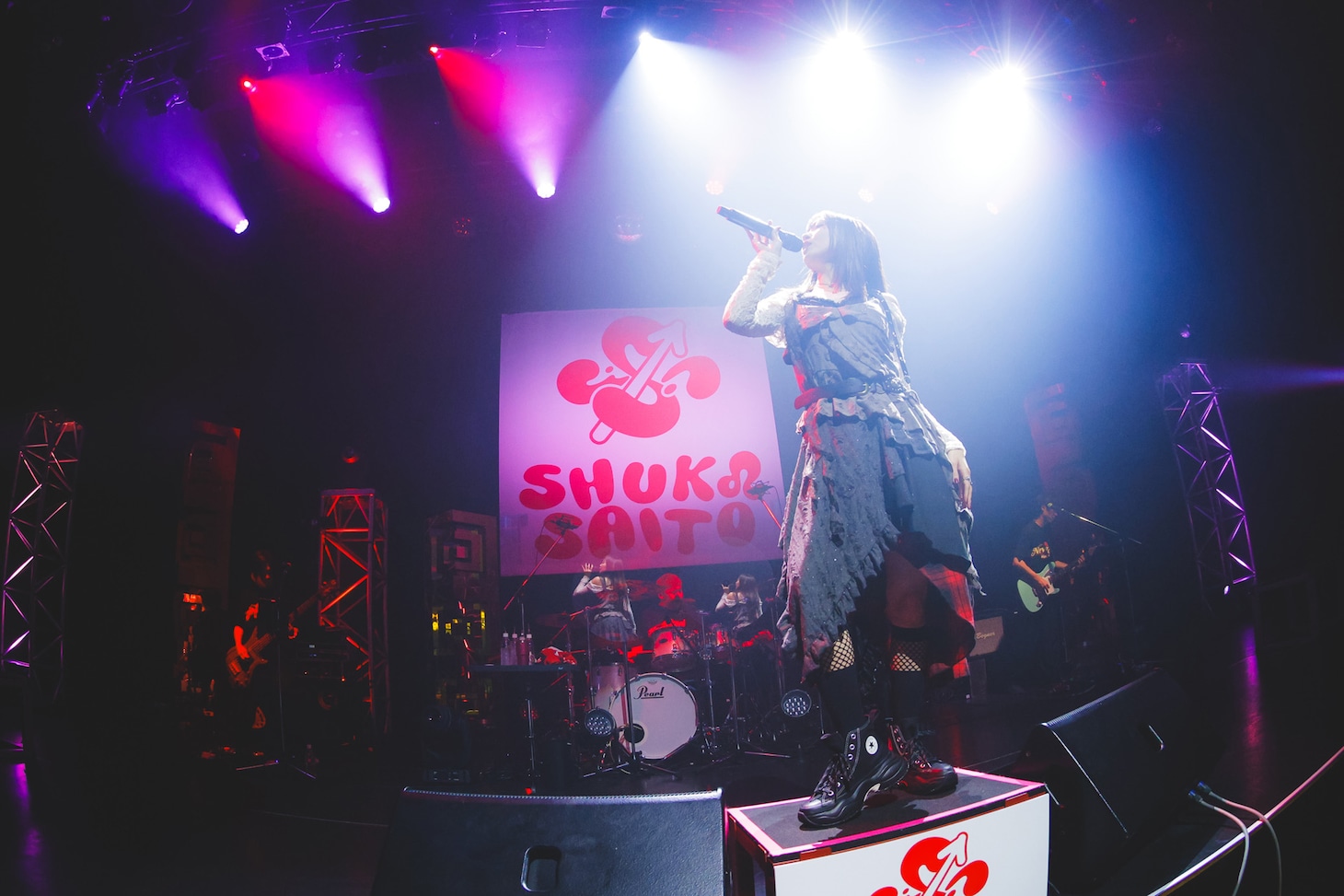 「斉藤朱夏 One man Tour 〈朱演〉～New Look～」東京・日本橋三井ホール公演の様子。（撮影：江藤はんな［SHERPA+］）