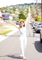 石原夏織の写真集「KALOHA」より。（Photo by KOSUKE）