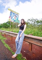 石原夏織の写真集「KALOHA」より。（Photo by KOSUKE）