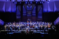 「GACKT PHILHARMONIC 2025 魔王シンフォニー THE REVIVAL」の様子。