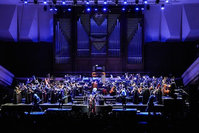 「GACKT PHILHARMONIC 2025 魔王シンフォニー THE REVIVAL」の様子。