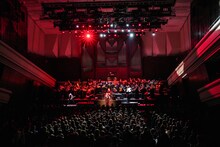 「GACKT PHILHARMONIC 2025 魔王シンフォニー THE REVIVAL」の様子。