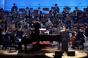 「billboard classics『KREVA Premium Orchestra Concert』～produced by 武部聡志」の様子。（撮影：石阪大輔）