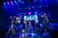 原因は自分にある。が“実験室”で見せた新たな姿、生バンドとの化学反応に沸いたFCツアーがお台場で大団円