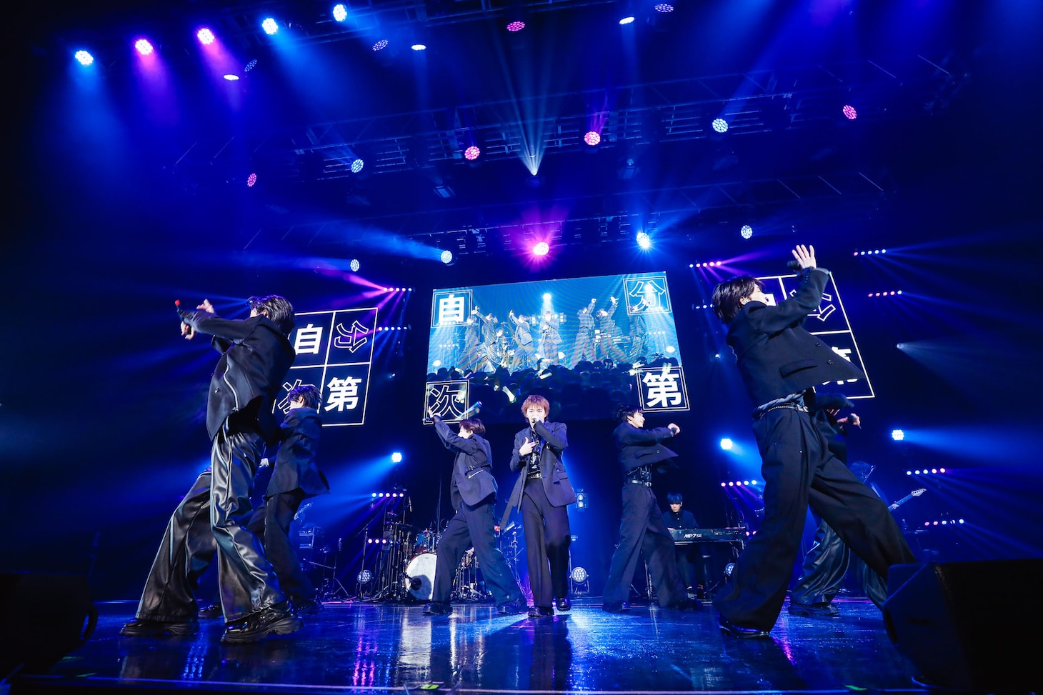 原因は自分にある。が“実験室”で見せた新たな姿、生バンドとの化学反応に沸いたFCツアーがお台場で大団円