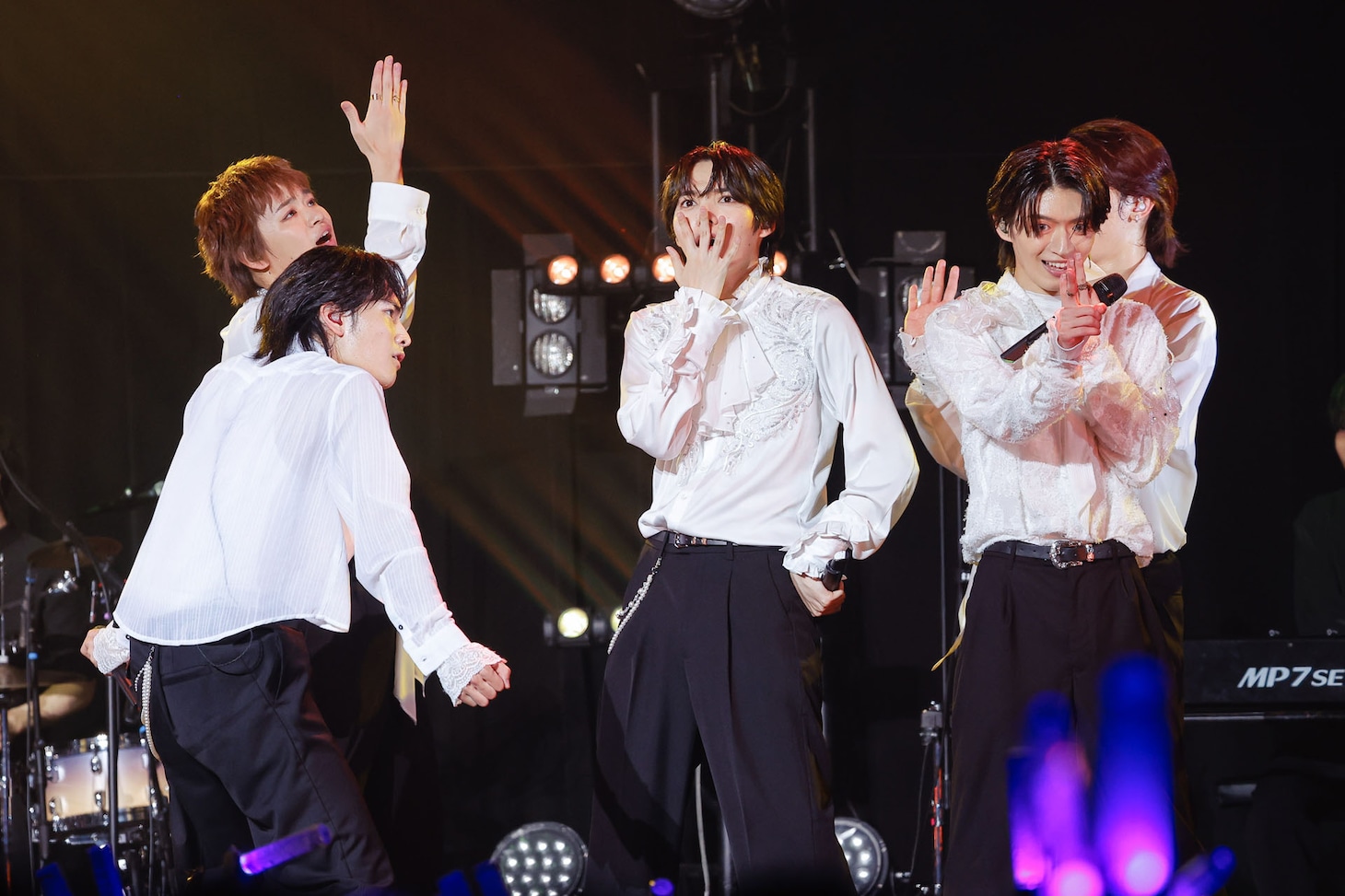 原因は自分にある。が“実験室”で見せた新たな姿、生バンドとの化学反応に沸いたFCツアーがお台場で大団円