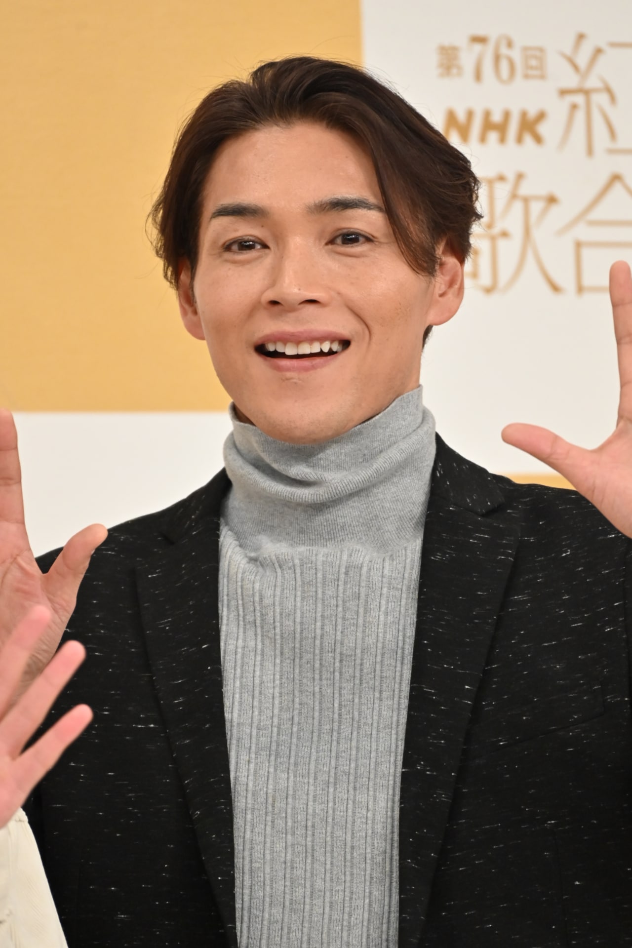 白川裕二郎（純烈） - TUBEはNHKを真夏に、純烈は温泉地で「大暴れ