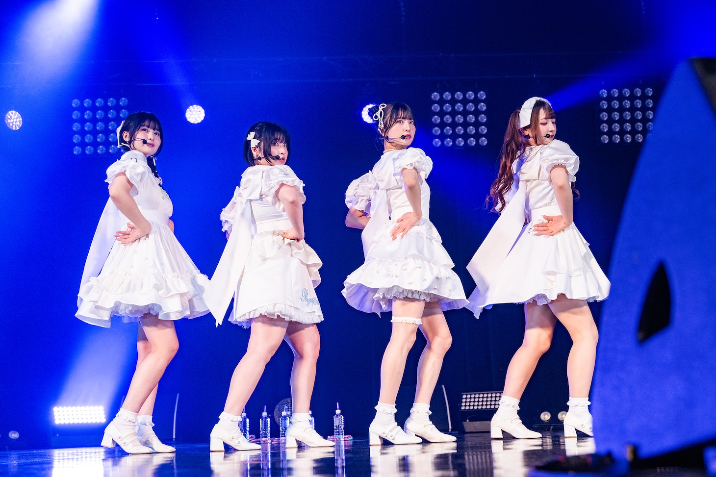 左から清さきな、清凪、清真尋、清ゆな。