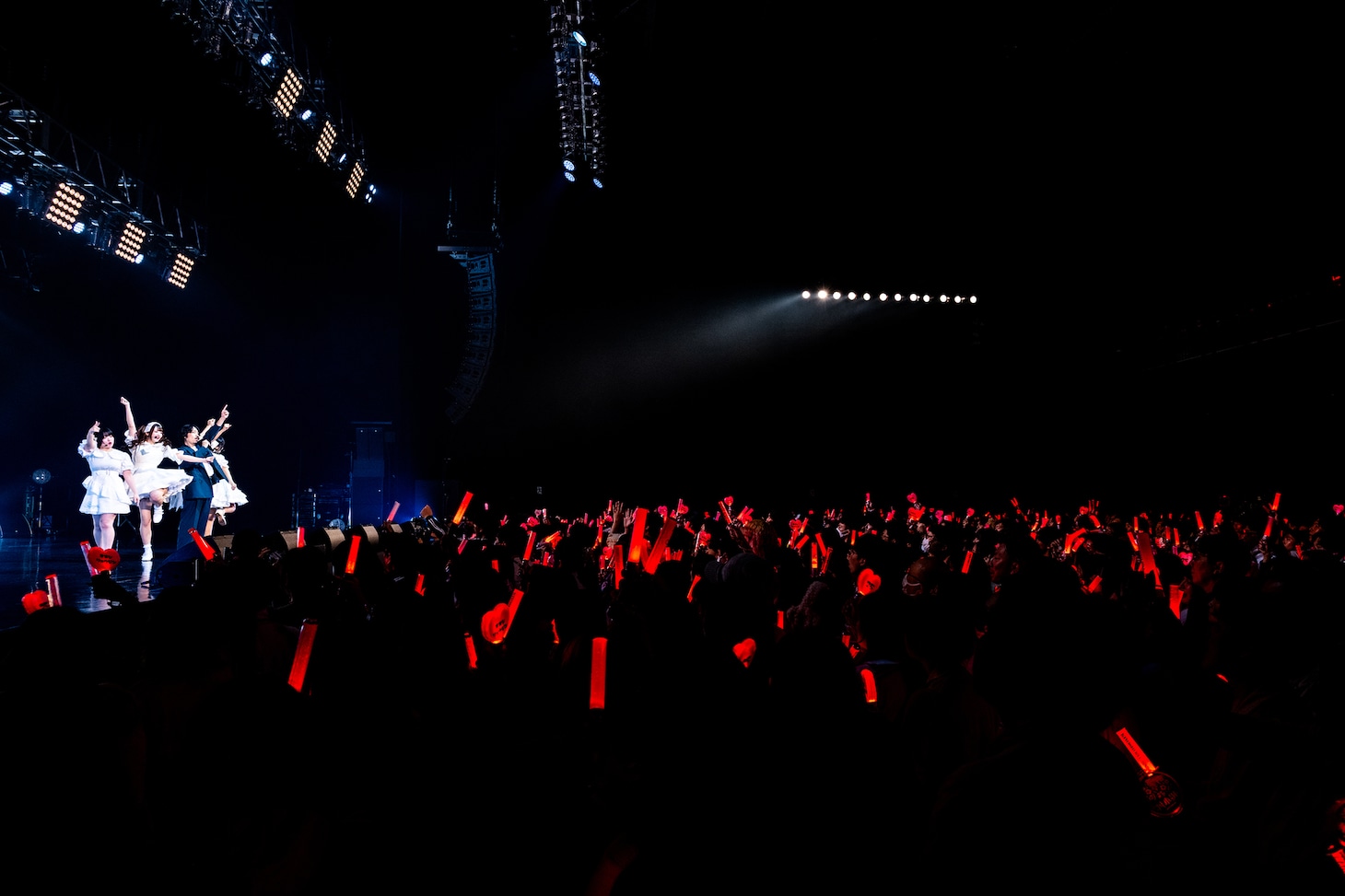 清 竜人25「KIYOSHI RYUJIN25 GOOD BYE LIVE」の様子。