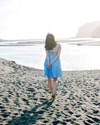 櫻坂46松田里奈がトラムに乗ってお出かけ、着ているニットはお気に入り