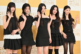 ILLIT“夢を叶えた夢のような1年”に再び紅白へ、「紅白歌合戦」囲み取材に全員集合