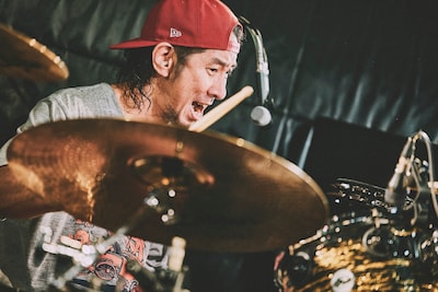 ZAX（Dr / Hi-STANDARD）（撮影：西槇太一）