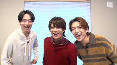 ACEesの作間龍斗、浮所飛貴、深田竜生。©TBS