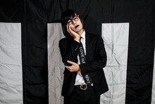 松永天馬「黒一点」ミュージックビデオより。