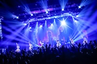 「Devil ANTHEM. 11th Anniversary TOUR 2025 a story beyond」 ファイナル公演の様子。（撮影：笹森健一）