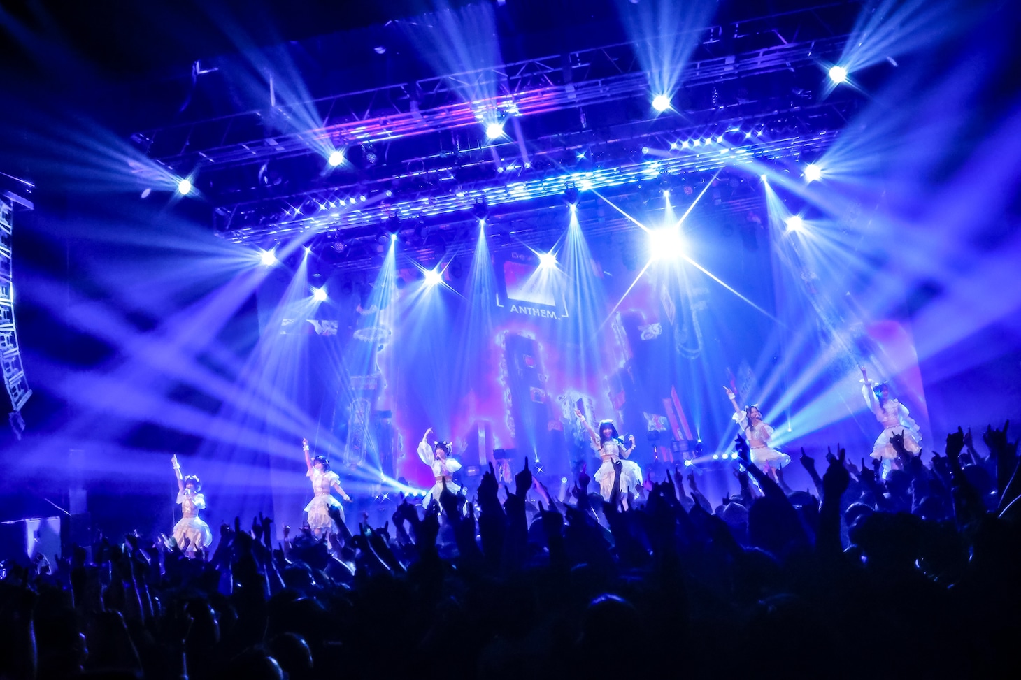 「Devil ANTHEM. 11th Anniversary TOUR 2025 a story beyond」 ファイナル公演の様子。（撮影：笹森健一）