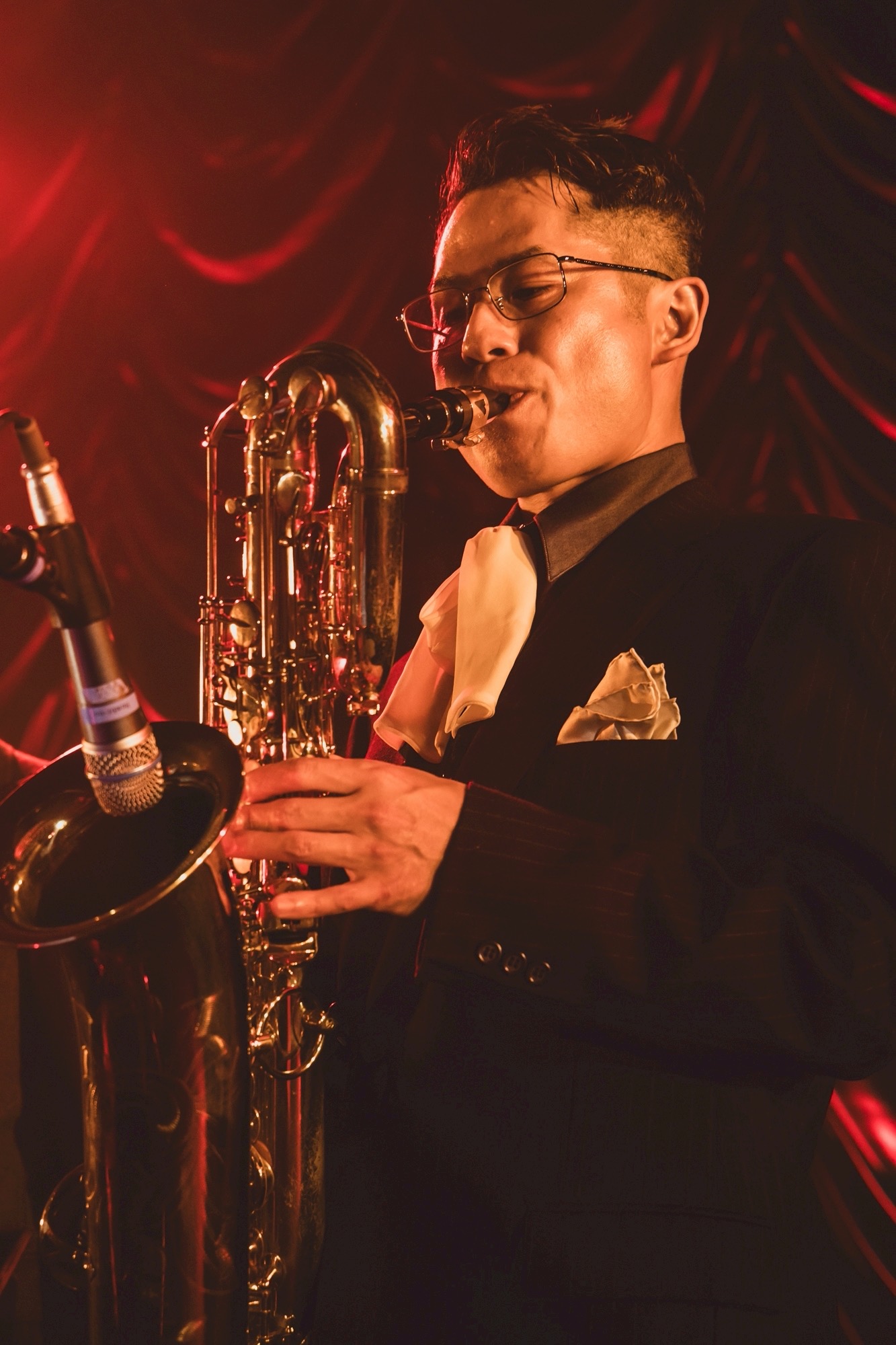 後関好宏（A.Sax, B.Sax）（撮影：仁礼博）