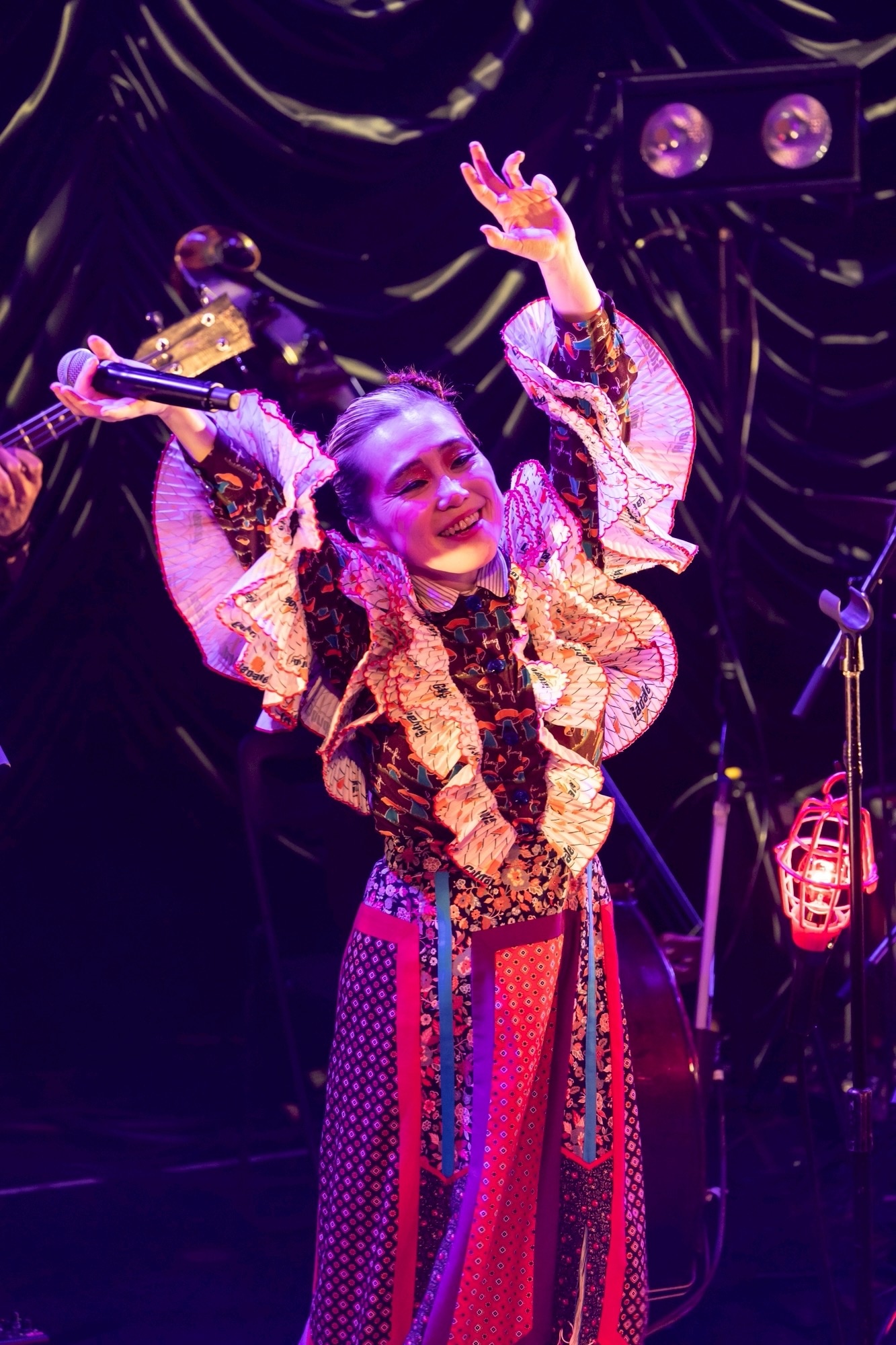 中納良恵（Vo）（撮影：仁礼博）