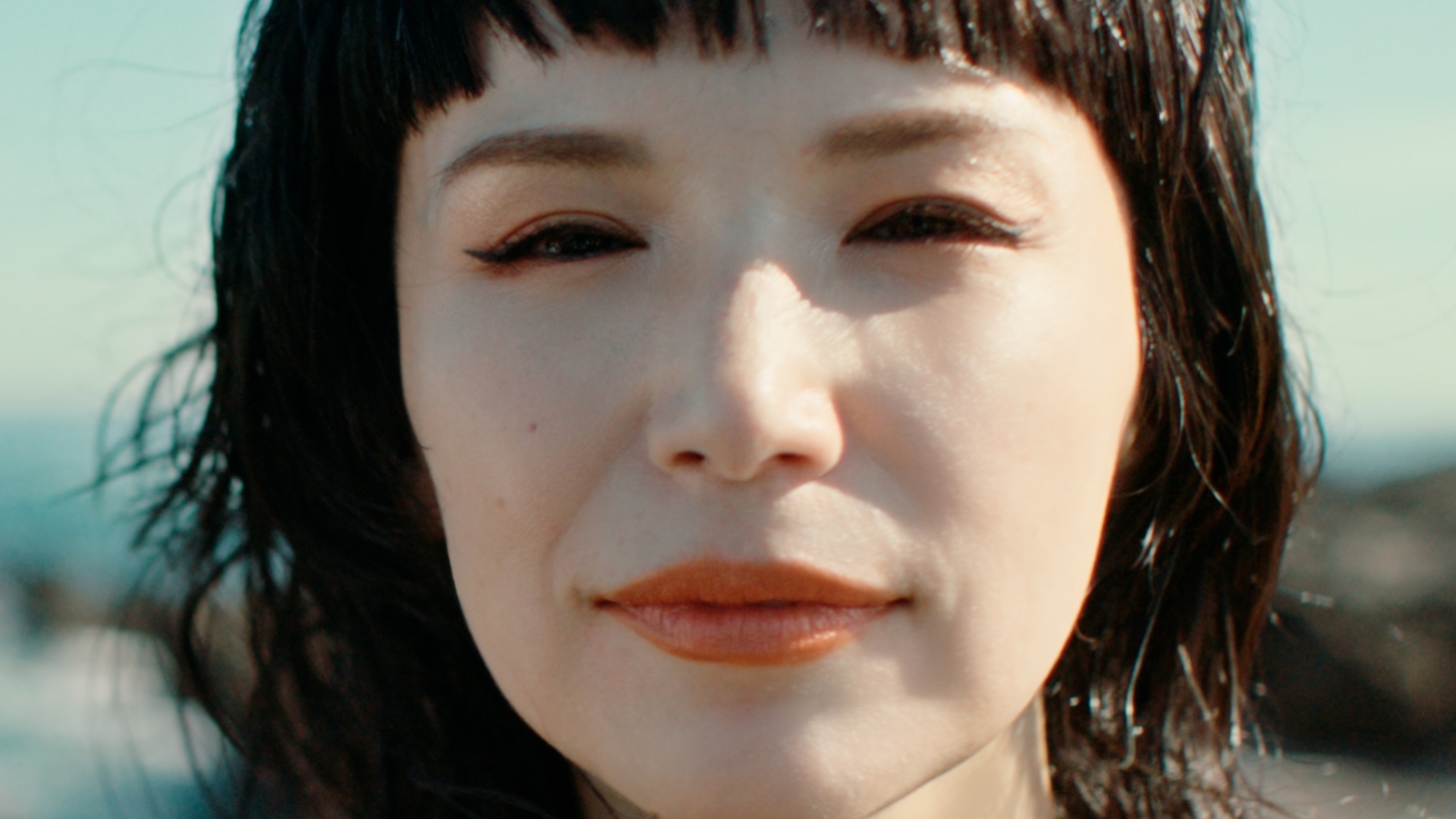 Web CM「生きることは、いつだって途中だ。」より。