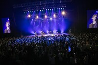 「ExWHYZ Special Live 'I' -3rd Anniversary Final & Year End Party-」の様子。（撮影：外林健太）