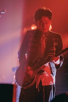 新藤晴一（G）（撮影：入日伸介）